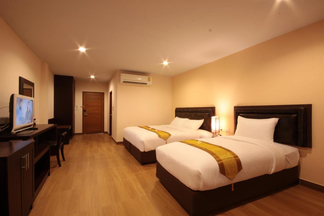 Paragon Suites Resort Jomtien Beach Exterior photo