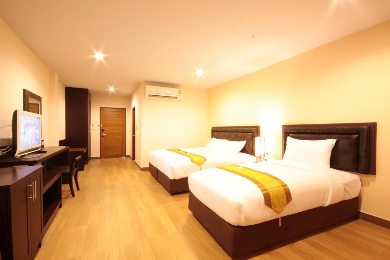 Paragon Suites Resort Jomtien Beach Exterior photo